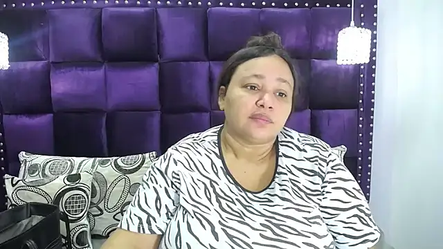 CrushOnMe  online show from January 5, 2025, 12:21 pm