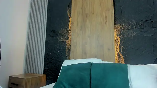 linda montoya online show from April 9, 2026, 7:19 pm