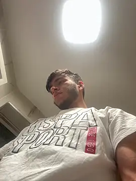 Snapshot of alejdrip chatting on December 12, 2024, 7:19 am alejdrip online show from December 12, 2024, 7:19 am