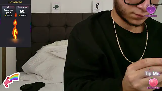 Snapshot of alejdrip chatting on March 14, 2025, 7:23 pm alejdrip online show from March 14, 2025, 7:23 pm