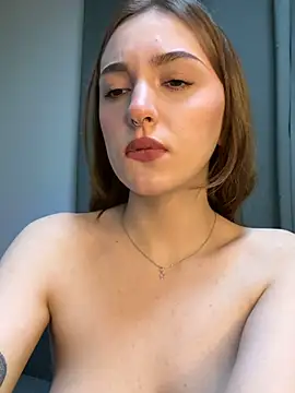 hotAssHell  online show from February 27, 2025, 8:53 pm