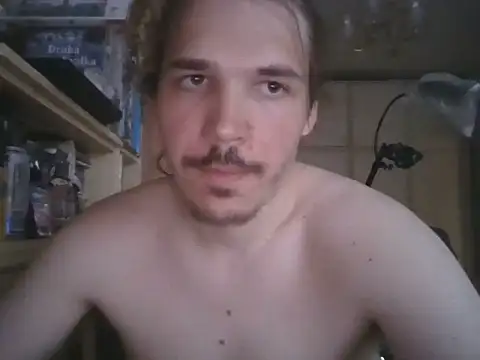 Snapshot of Davideksexy chatting on August 3, 2026, 6:33 pm Davideksexy online show from August 3, 2026, 6:33 pm