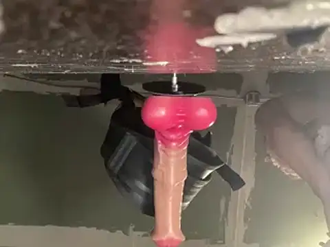 Snapshot of Blazedsurfer30 chatting on March 21, 2025, 7:24 pm Blazedsurfer30 online show from March 21, 2025, 7:24 pm