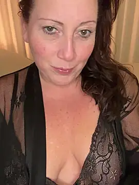 xsexycurvymilf online show from February 20, 2025, 3:08 pm