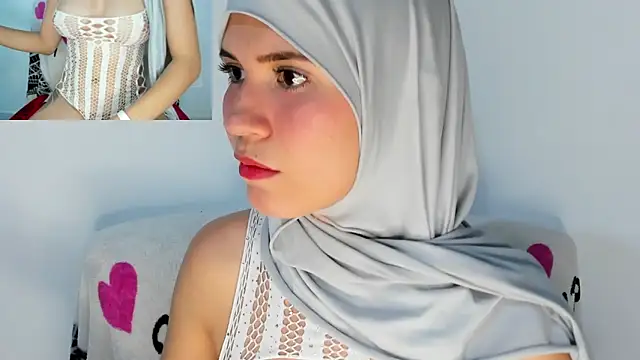 hanaa 18 online show from February 6, 2026, 4:39 am