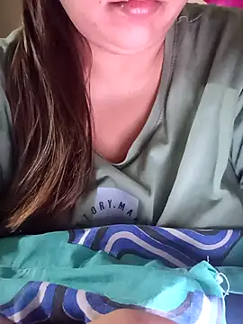  Redwine  online show from September 18, 2025, 8:00 pm