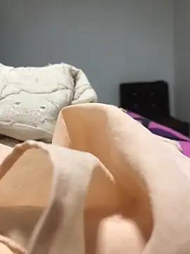 Snapshot of Fit-Sex chatting on December 18, 2024, 6:21 am Fit-Sex online show from December 18, 2024, 6:21 am