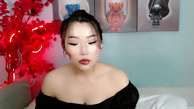 Snapshot of ichiben chatting on February 19, 2026, 5:03 am ichiben online show from February 19, 2026, 5:03 am