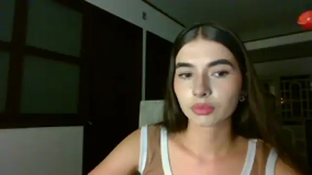 Coralinee 01 online show from January 8, 2026, 12:24 am