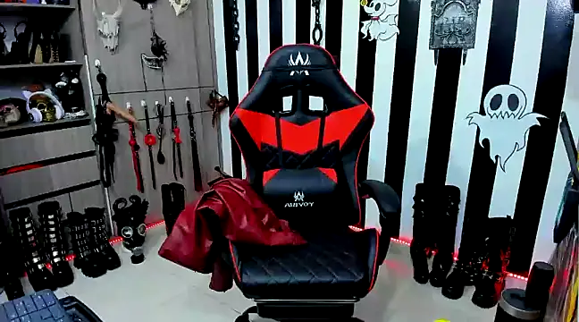 daven56 online show from December 5, 2024, 3:06 pm