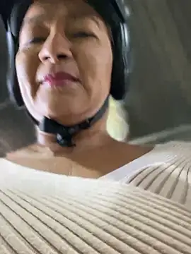 Snapshot of Jlo_69 chatting on December 29, 2024, 2:42 pm Jlo 69 online show from December 29, 2024, 2:42 pm