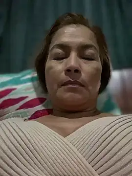 Snapshot of Jlo_69 chatting on December 29, 2024, 10:47 pm Jlo 69 online show from December 29, 2024, 10:47 pm