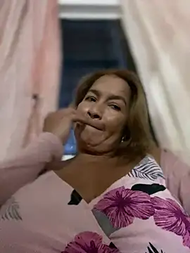 Snapshot of Jlo_69 chatting on January 2, 2025, 10:55 pm Jlo 69 online show from January 2, 2025, 10:55 pm