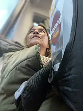 Snapshot of Jlo_69 chatting on March 20, 2025, 11:23 pm Jlo 69 online show from March 20, 2025, 11:23 pm