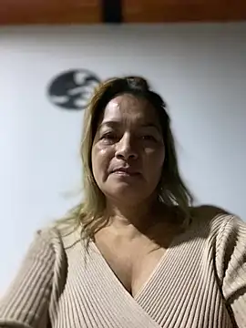 Snapshot of Jlo_69 chatting on March 21, 2025, 2:28 am Jlo 69 online show from March 21, 2025, 2:28 am