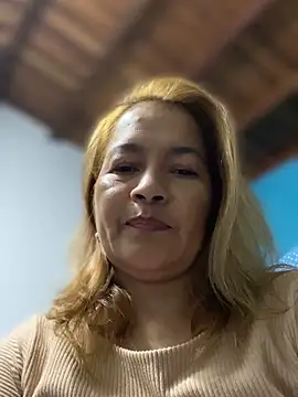 Snapshot of Jlo_69 chatting on September 18, 2025, 3:41 am Jlo 69 online show from September 18, 2025, 3:41 am