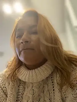 Snapshot of Jlo_69 chatting on October 31, 2025, 9:54 am Jlo 69 online show from October 31, 2025, 9:54 am