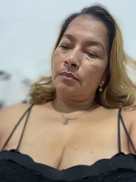 Snapshot of Jlo_69 chatting on January 17, 2026, 2:55 pm Jlo 69 online show from January 17, 2026, 2:55 pm