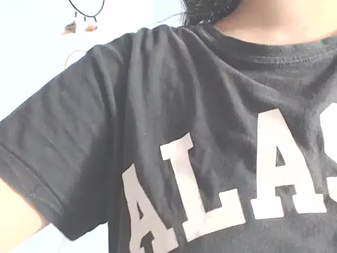 Amara18  online show from December 20, 2024, 6:40 am