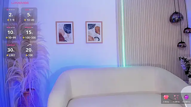 charlotte es online show from November 14, 2025, 7:34 pm