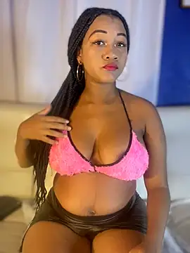 AleezaFrench online show from April 11, 2026, 1:48 pm