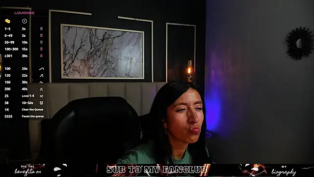 kira moon   online show from September 17, 2025, 9:16 pm