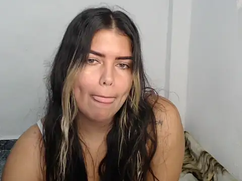 Snapshot of sweetkitty_16 chatting on June 5, 2026, 5:58 am sweetkitty 16 online show from June 5, 2026, 5:58 am