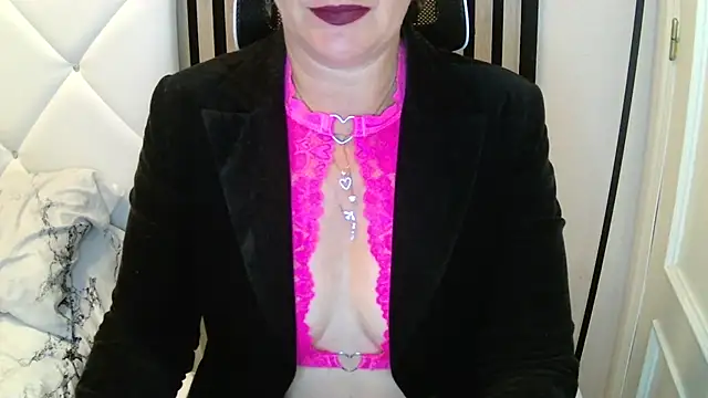 xxNoeliaxx online show from December 16, 2025, 7:46 am