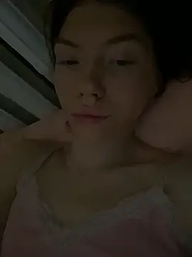 Snapshot of Lisaaa_Alisa chatting on October 18, 2025, 9:37 pm Lisaaa Alisa online show from October 18, 2025, 9:37 pm