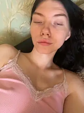 Snapshot of Lisaaa_Alisa chatting on October 20, 2025, 4:02 am Lisaaa Alisa online show from October 20, 2025, 4:02 am