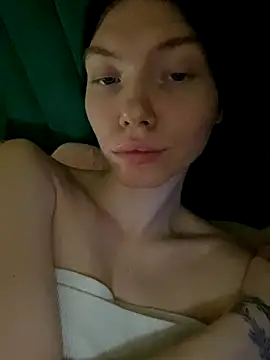 Snapshot of Lisaaa_Alisa chatting on November 3, 2025, 3:57 pm Lisaaa Alisa online show from November 3, 2025, 3:57 pm