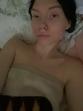 Snapshot of Lisaaa_Alisa chatting on November 17, 2025, 10:43 am Lisaaa Alisa online show from November 17, 2025, 10:43 am