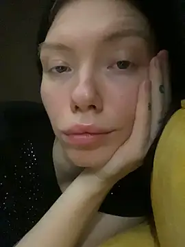 Lisaaa Alisa online show from December 18, 2025, 2:12 pm