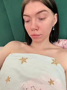 Lisaaa Alisa online show from March 16, 2026, 6:17 am