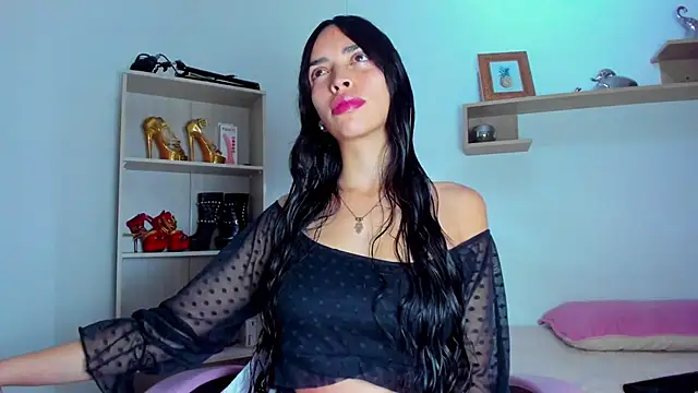 Dolce Saeenz online show from June 13, 2026, 11:52 am