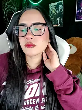 Janna mnt online show from April 7, 2026, 2:56 am