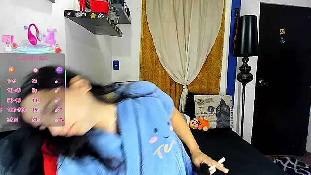 SARAMISHA online show from March 9, 2026, 4:11 pm