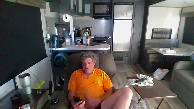 lateniter online show from March 25, 2026, 11:00 pm