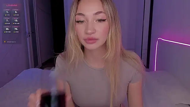 bailey kat online show from November 28, 2025, 6:32 pm