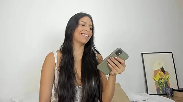 Snapshot of rouse_4 chatting on November 27, 2025, 10:23 pm rouse 4 online show from November 27, 2025, 10:23 pm