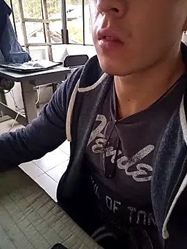 Snapshot of 97banana chatting on March 17, 2025, 11:11 pm 97banana online show from March 17, 2025, 11:11 pm