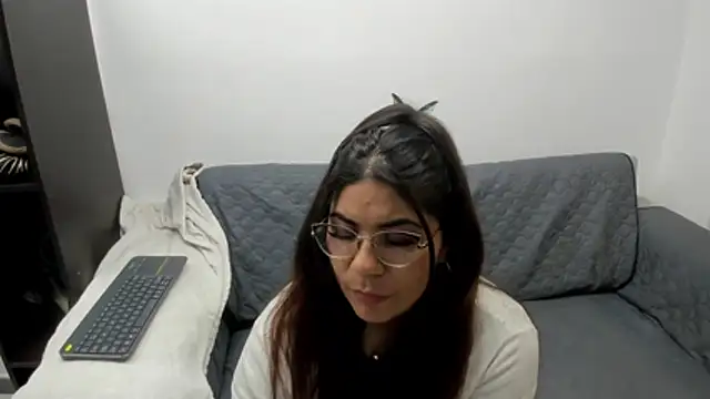 Snapshot of Luna_Dumont chatting on November 22, 2025, 11:09 am Luna Dumont online show from November 22, 2025, 11:09 am