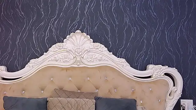 Lauren Saint online show from April 7, 2026, 3:12 pm