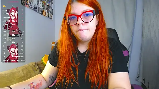 lucie nicolls online show from March 9, 2025, 9:46 pm