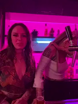 Snapshot of LizzyLush_ chatting on December 22, 2024, 5:23 am LizzyLush online show from December 22, 2024, 5:23 am