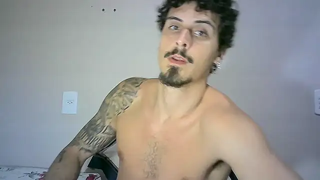 Snapshot of milkoffe chatting on December 2, 2024, 5:26 am milkoffe online show from December 2, 2024, 5:26 am