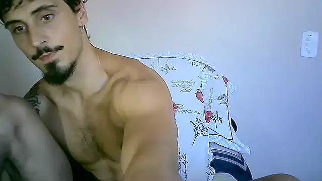 Snapshot of milkoffe chatting on January 21, 2025, 8:00 pm milkoffe online show from January 21, 2025, 8:00 pm