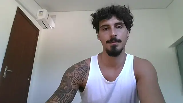 Snapshot of milkoffe chatting on February 2, 2026, 1:10 pm milkoffe online show from February 2, 2026, 1:10 pm