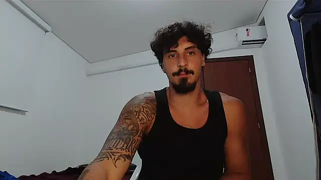 Snapshot of milkoffe chatting on February 13, 2026, 1:56 am milkoffe online show from February 13, 2026, 1:56 am