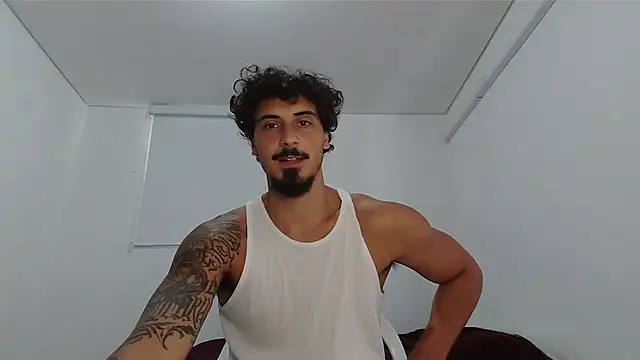 Snapshot of milkoffe chatting on February 28, 2026, 1:56 pm milkoffe online show from February 28, 2026, 1:56 pm